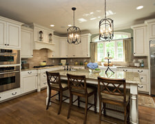 L Surges Custom Woodwork - Custom Kitchen Cabinets