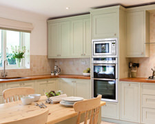 Williamsburg Fine Cabinetry - Custom Kitchen Cabinets