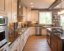 Dream Cabinetry - Custom Kitchen Cabinets