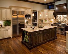 Custom Wood - Custom Kitchen Cabinets