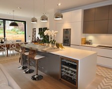 Woodward Homes Inc - Custom Kitchen Cabinets